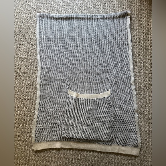 Indigo shawl with pockets - Picture 8 of 8